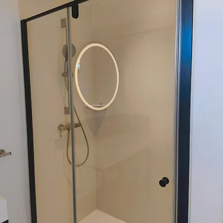 بيت للعطل Les Paticheres - L'atelier Avec Acces A La Piscine Biville-la-Baignarde