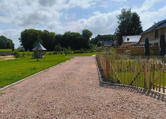 Les Paticheres - L'atelier Avec Acces A La Piscine Biville-la-Baignarde