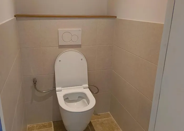 Dom wakacyjny Les Paticheres - L'atelier Avec Acces A La Piscine Biville-la-Baignarde