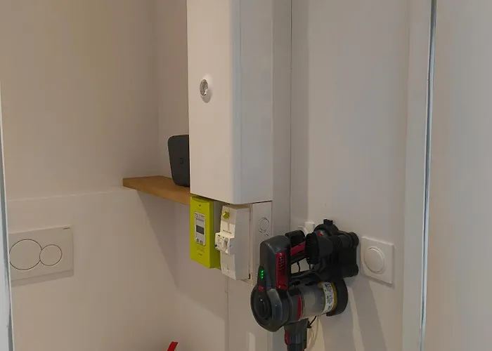 Les Paticheres - L'atelier Avec Acces A La Piscine *